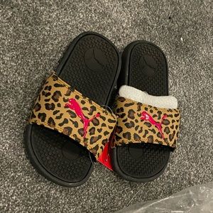 Girls slides puma cheetah print 13C